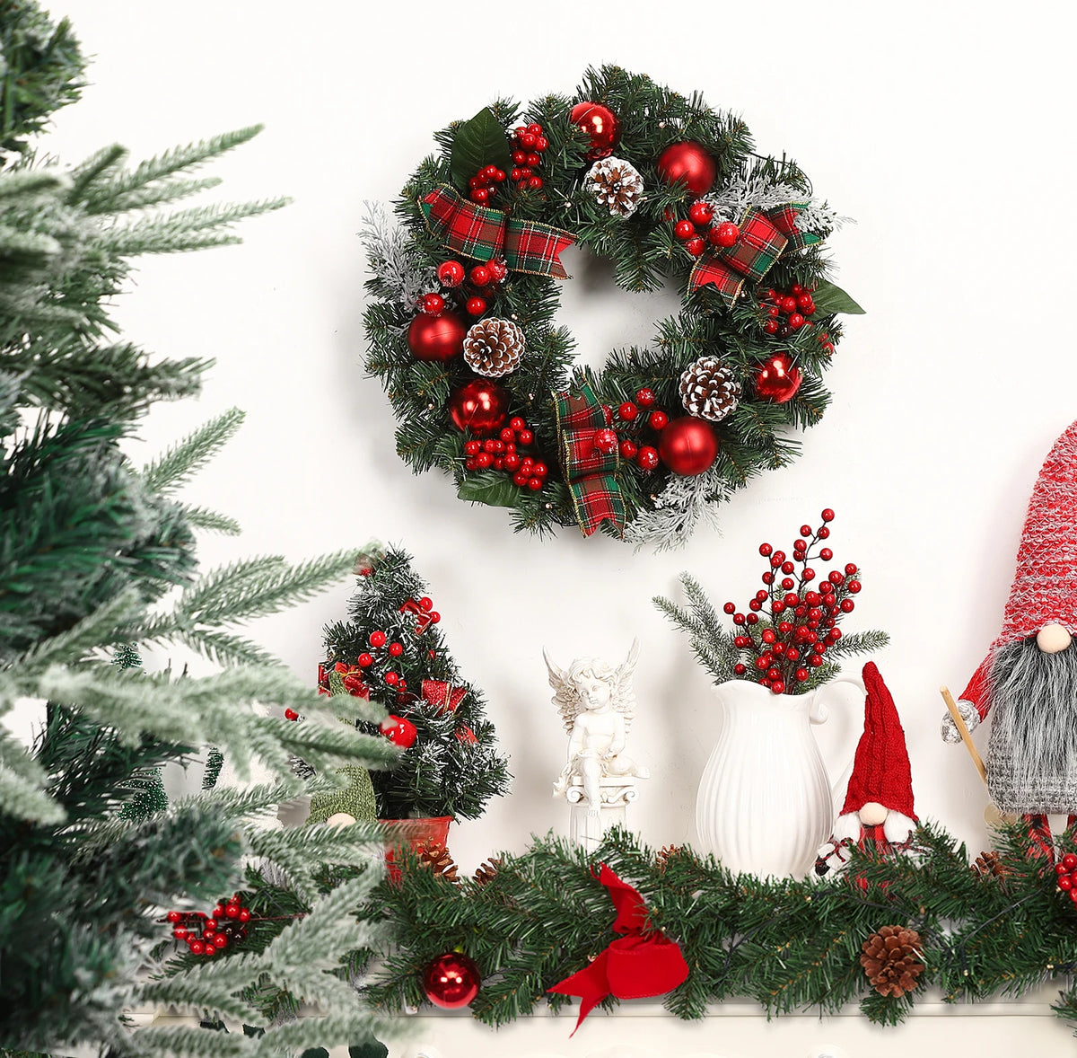 EliteZ Lifelike Pine Christmas Wreath With Berries and Pinecones