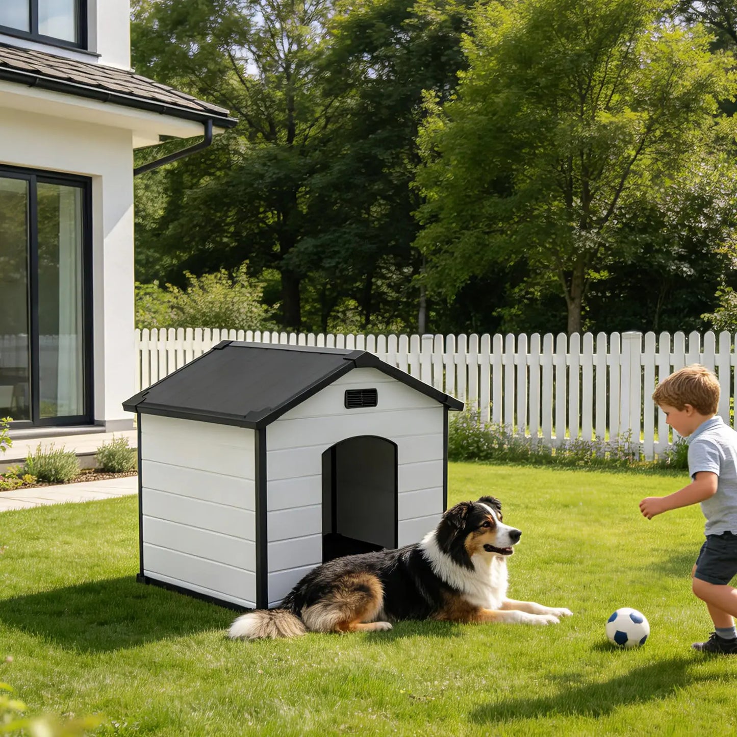 Outdoor Waterproof Insulated Dog House Kennel With Elevated Floor For Large Dogs