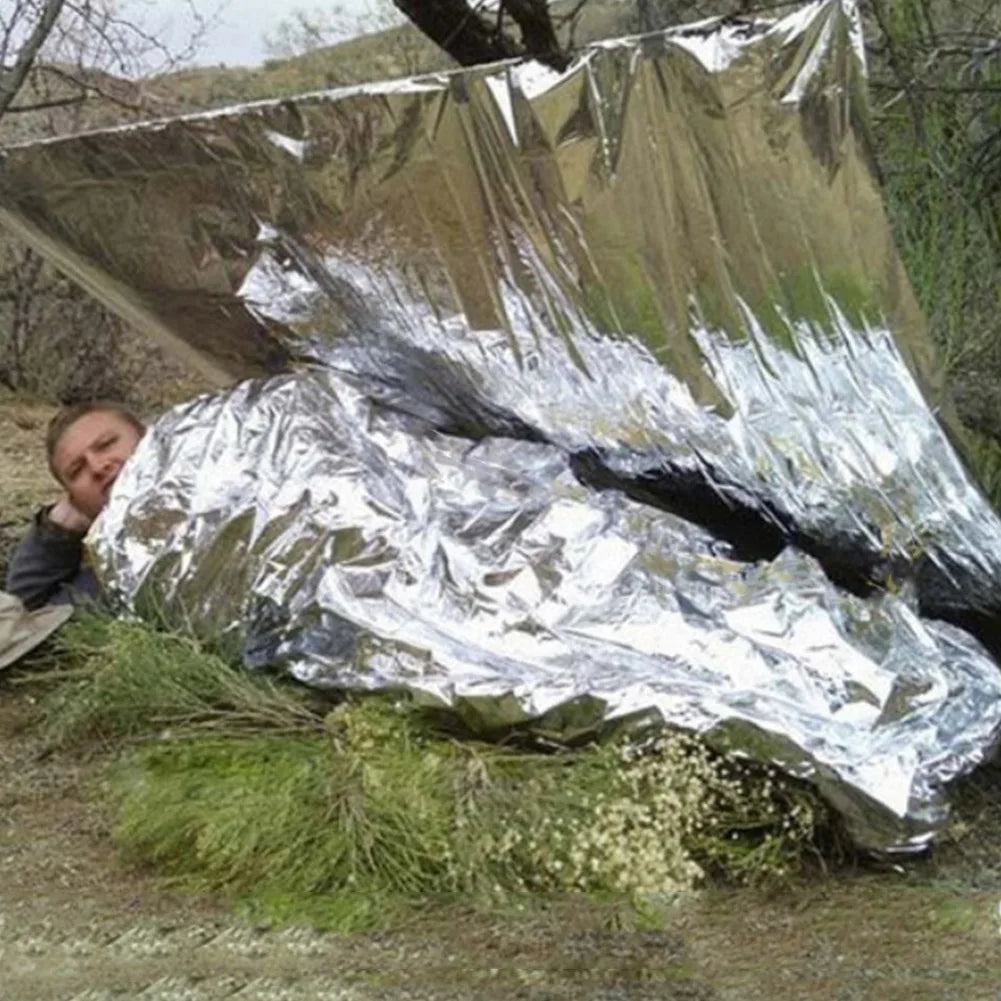 Yeston Emergency Rescue Foil Thermal Blanket for Outdoor Survival