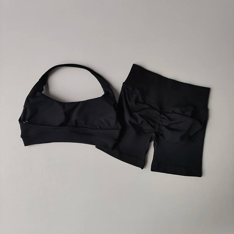 Seamless Breathable Yoga Bra And Shorts Set For Training