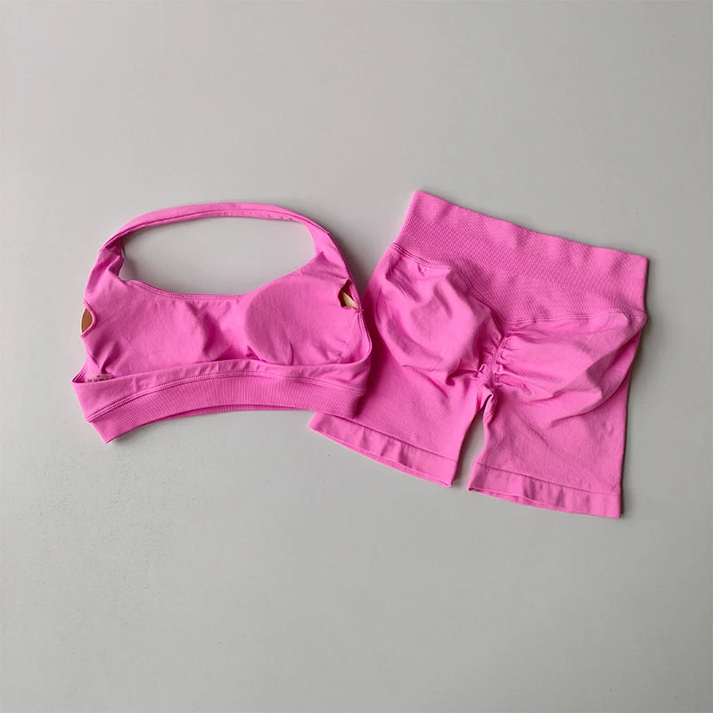 Seamless Breathable Yoga Bra And Shorts Set For Training