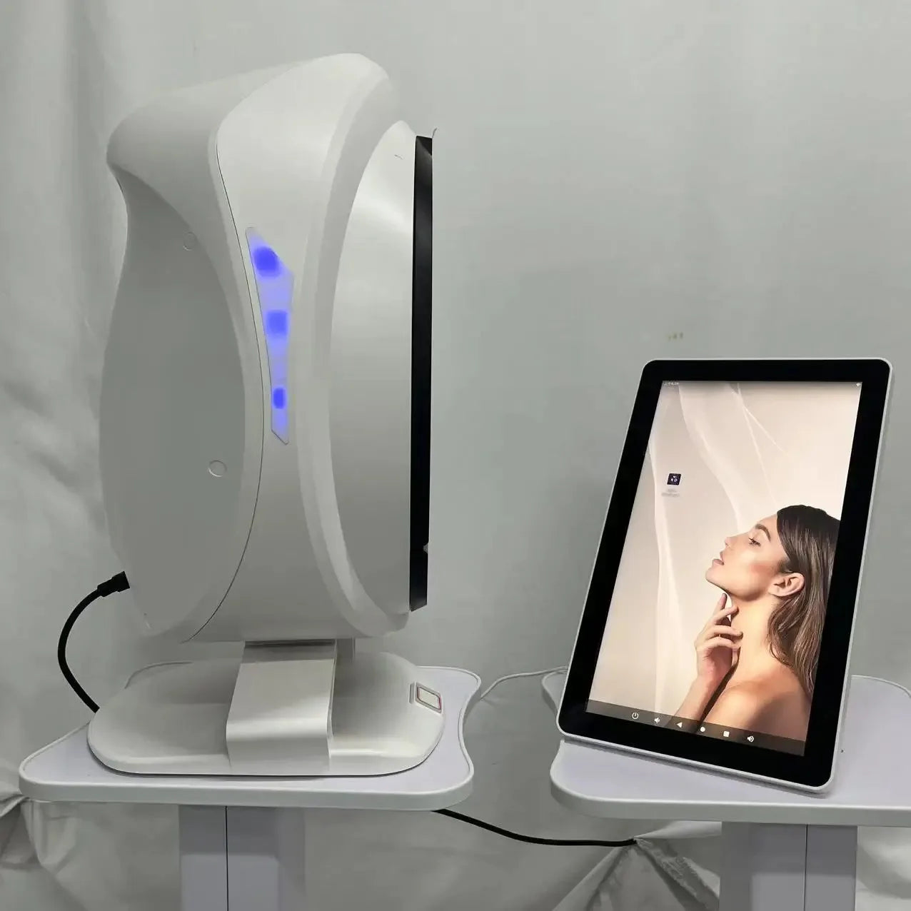 3D Facial Skin Analyzer With 8 Light Spectrum Skin Analysis