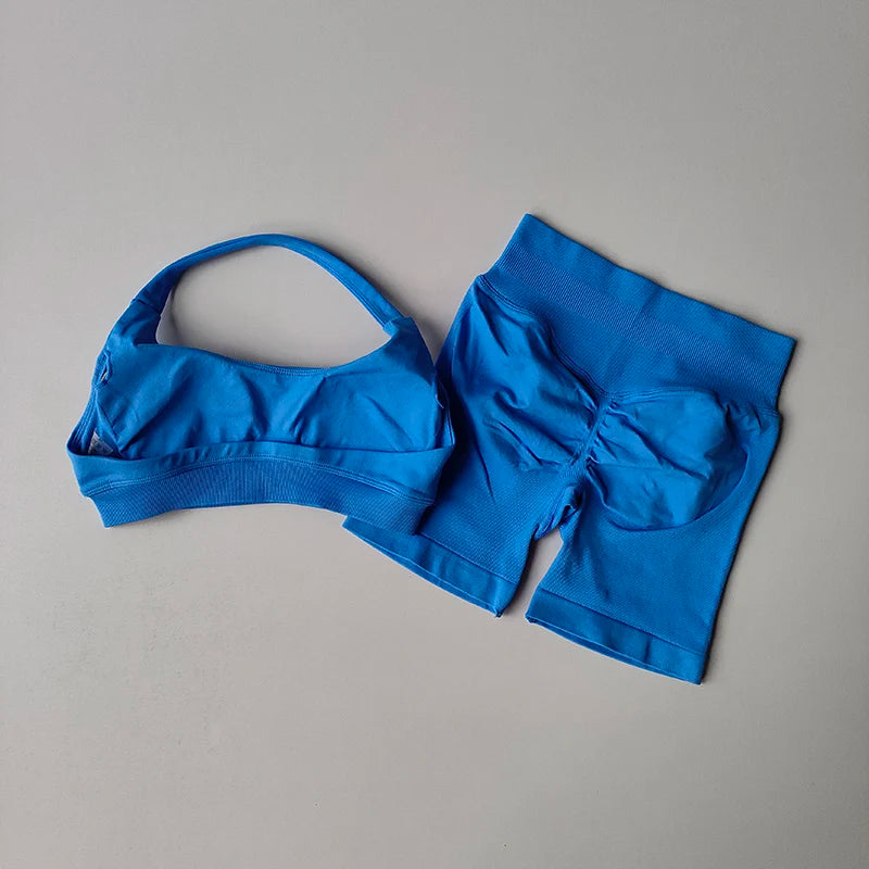 Seamless Breathable Yoga Bra And Shorts Set For Training