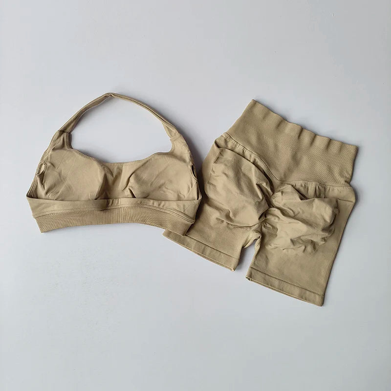 Seamless Breathable Yoga Bra And Shorts Set For Training