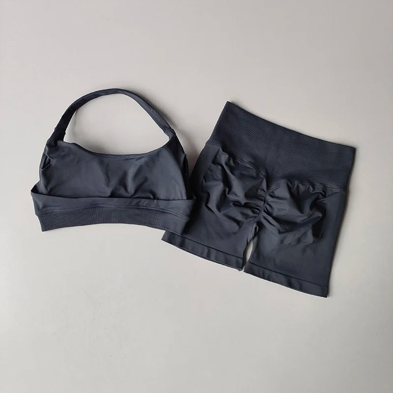 Seamless Breathable Yoga Bra And Shorts Set For Training